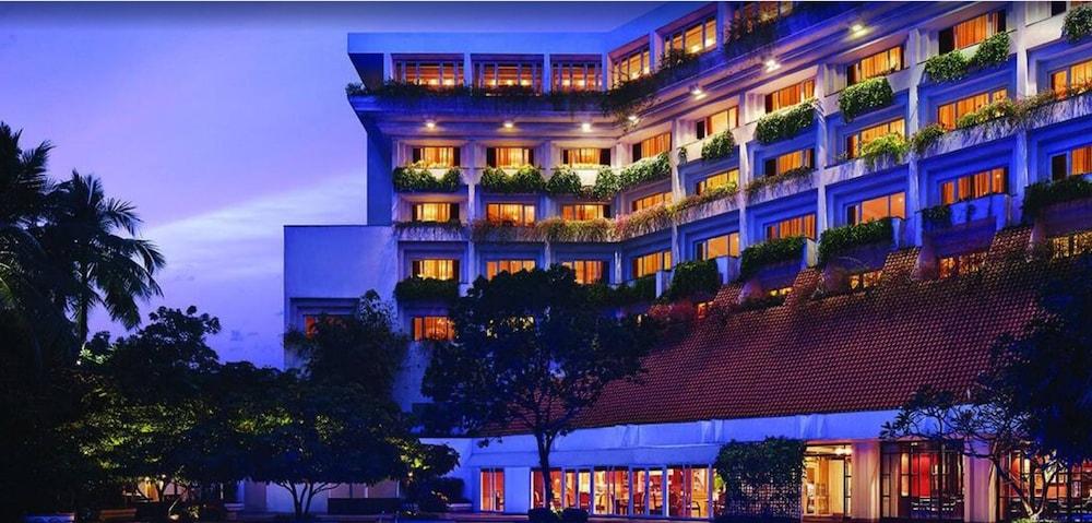 Отель Taj Bengal Калькутта Экстерьер фото