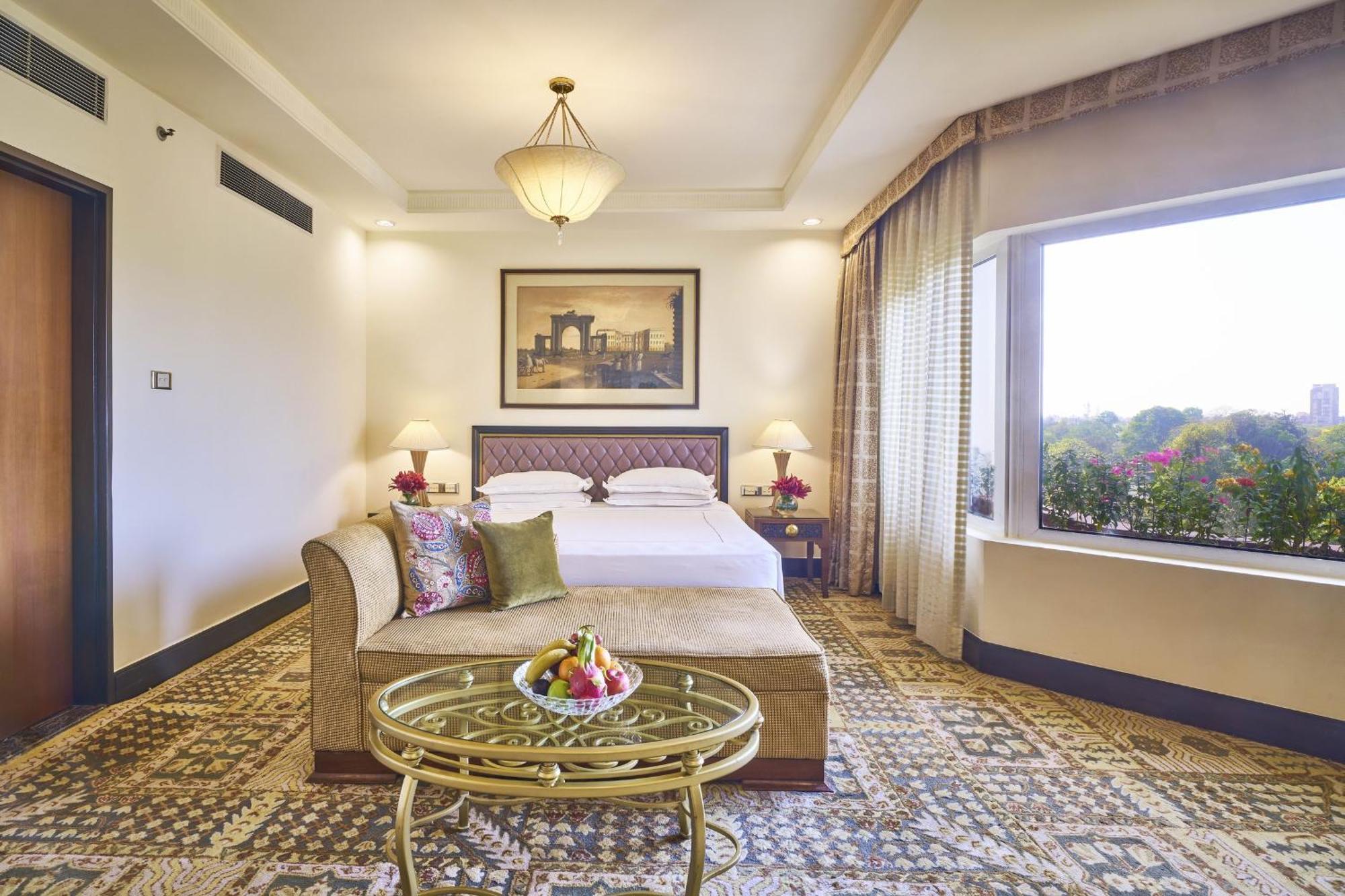 Отель Taj Bengal Калькутта Экстерьер фото