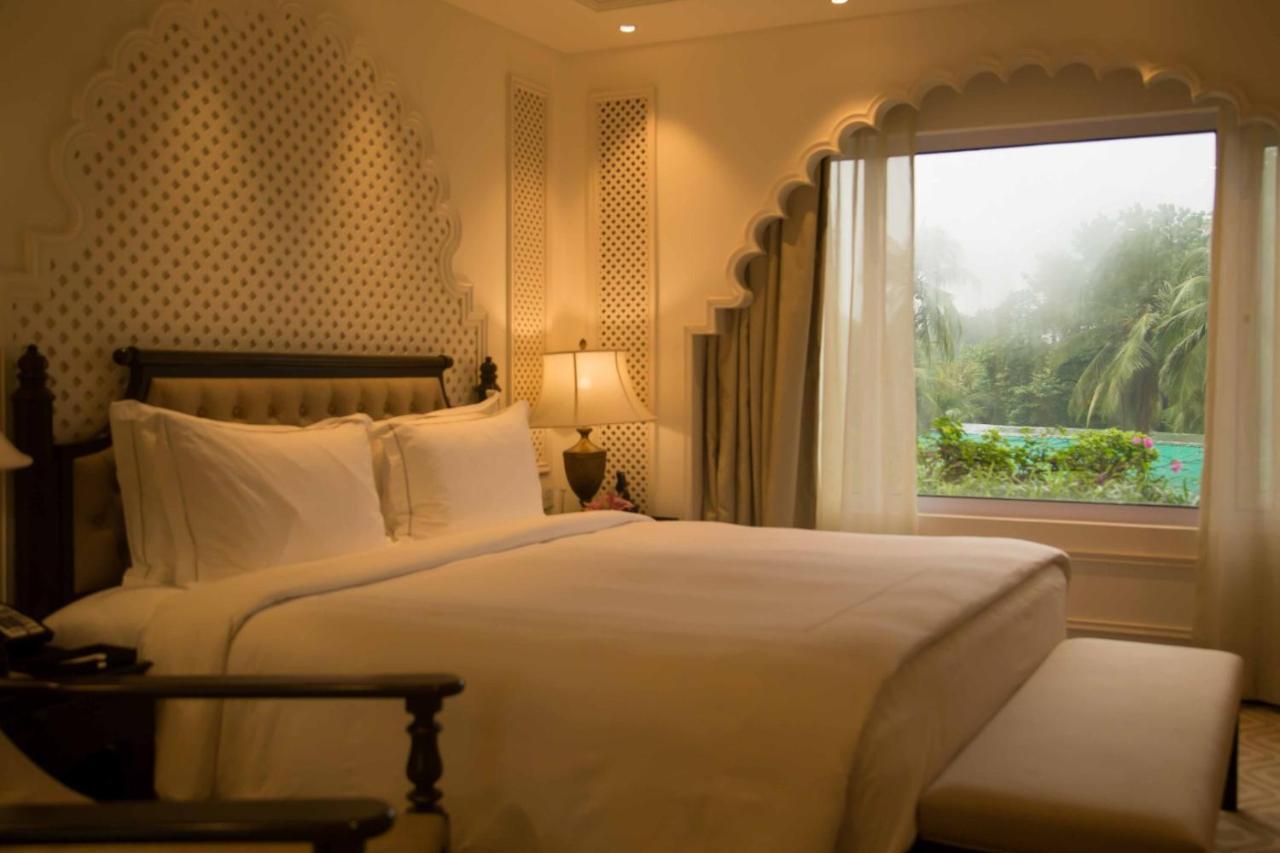 Отель Taj Bengal Калькутта Номер фото